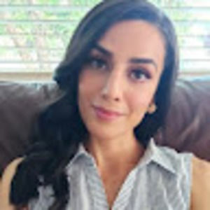 Meet your Posher, Nava